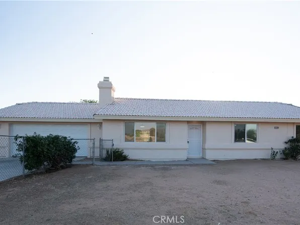 12794 Navajo Rd, Apple Valley, CA 92308