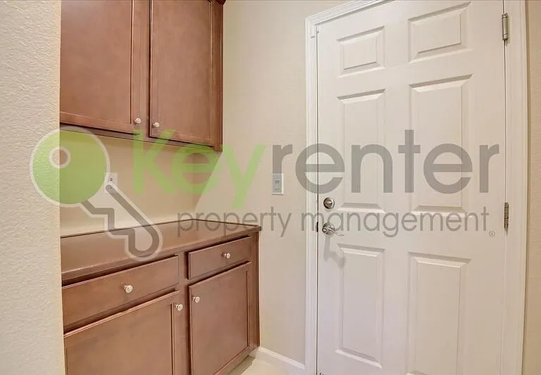9673 Philta Way — Photo 19