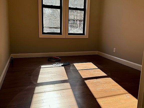 3rd image of 501 W 122nd St APT B2