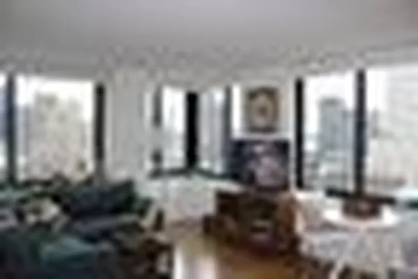 Rented by Bold New York | media 21