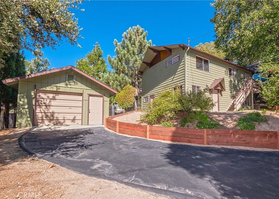 1st image of 29308 Lakeview Ln