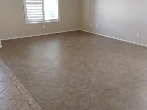 3rd image of 21657 N DIETZ Drive