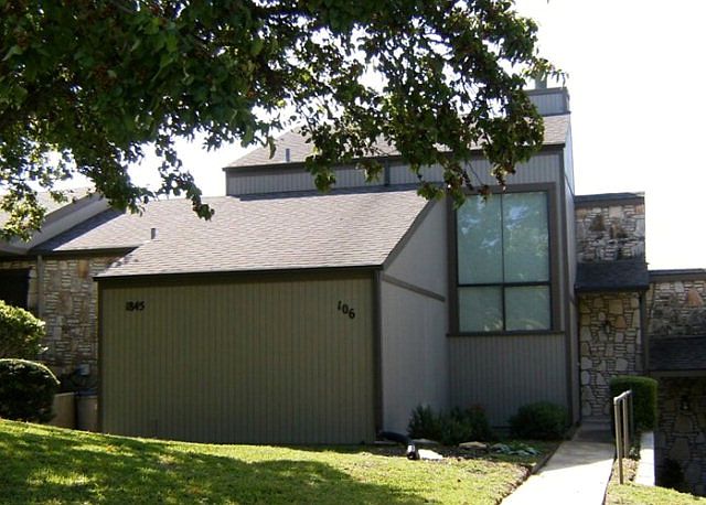 1st image of 1845 W Lane Dr