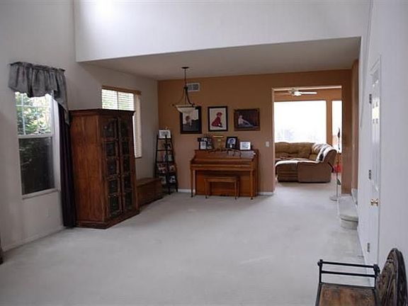 4th image of 2571 Cantara Ct