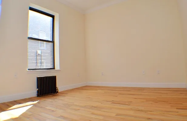 Rented by DSA Realty | media 17