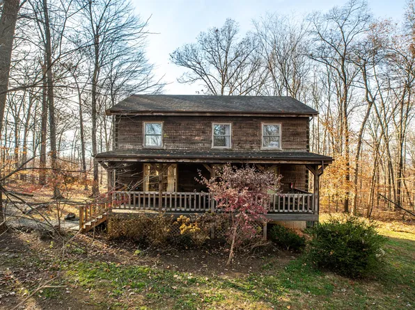 14551 Creek Ln, Waterford, VA 20197