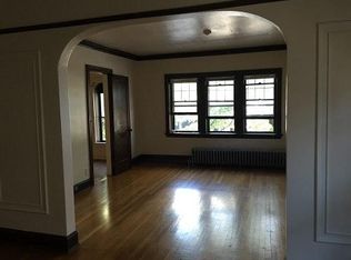 3576 N Oakland Ave, Milwaukee, WI 53211