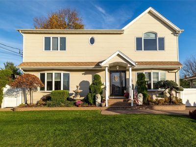 176 12th Street, Bethpage, NY, 11714
