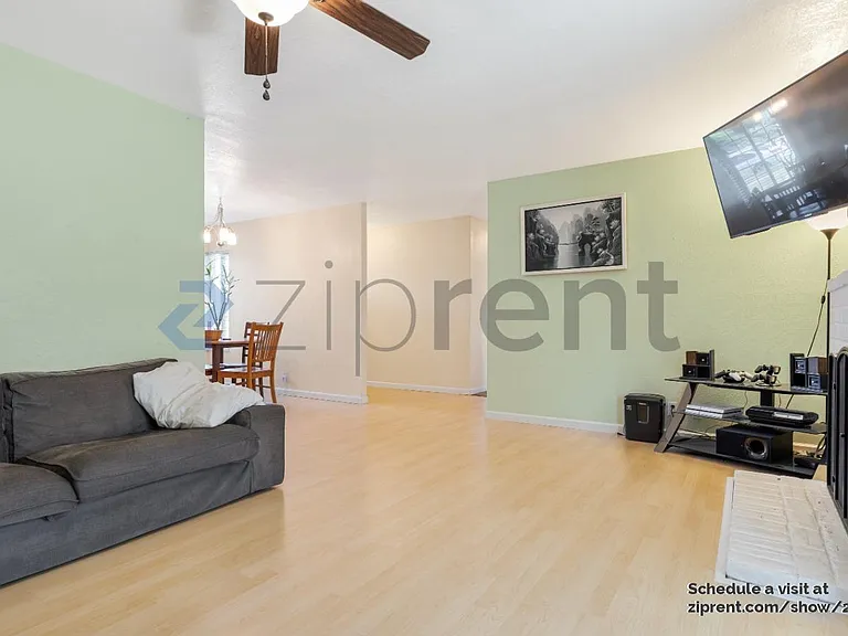 6088 Tourraine Dr — Photo 6