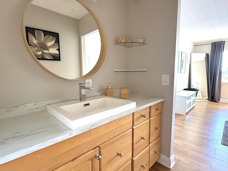 401 Golden Isles Dr #409 — Photo 17