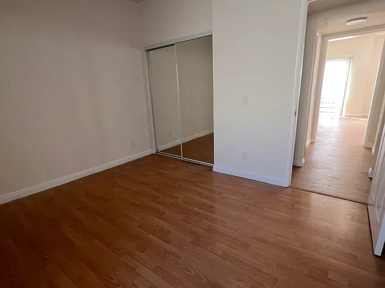 5332 Fountain Ave #11 — Photo 1
