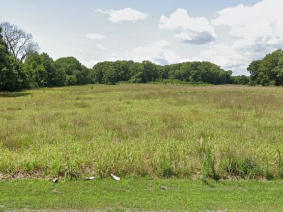 2nd image of 1505 S Roosevelt Rd