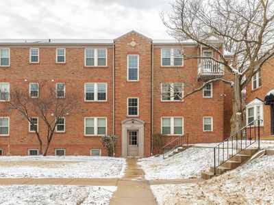 827 Westwood Dr APT 3W, Clayton, MO, 63105