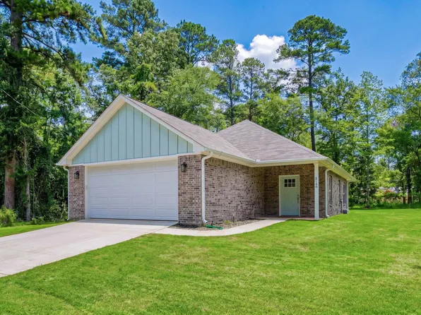 6139 Eastwood Dr, Gilmer, TX 75645