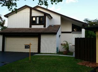 15011 SW 52nd Ln, Miami, FL 33185