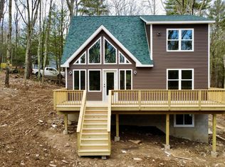 136 Cree Rd, Shohola, PA 18458