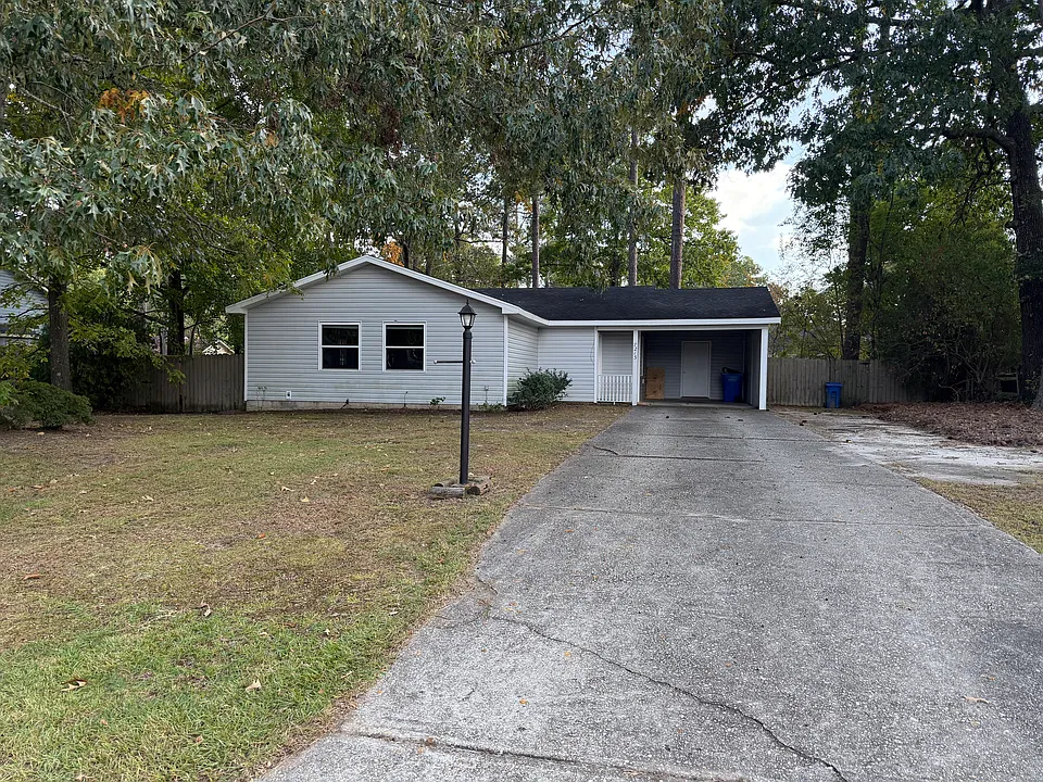 7213 Reedy Creek Dr