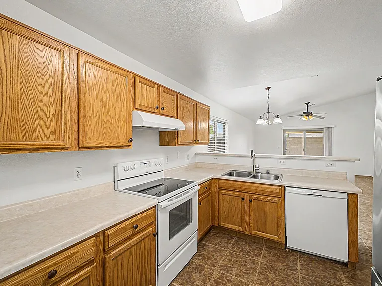 11417 W Amber Trl — Photo 6