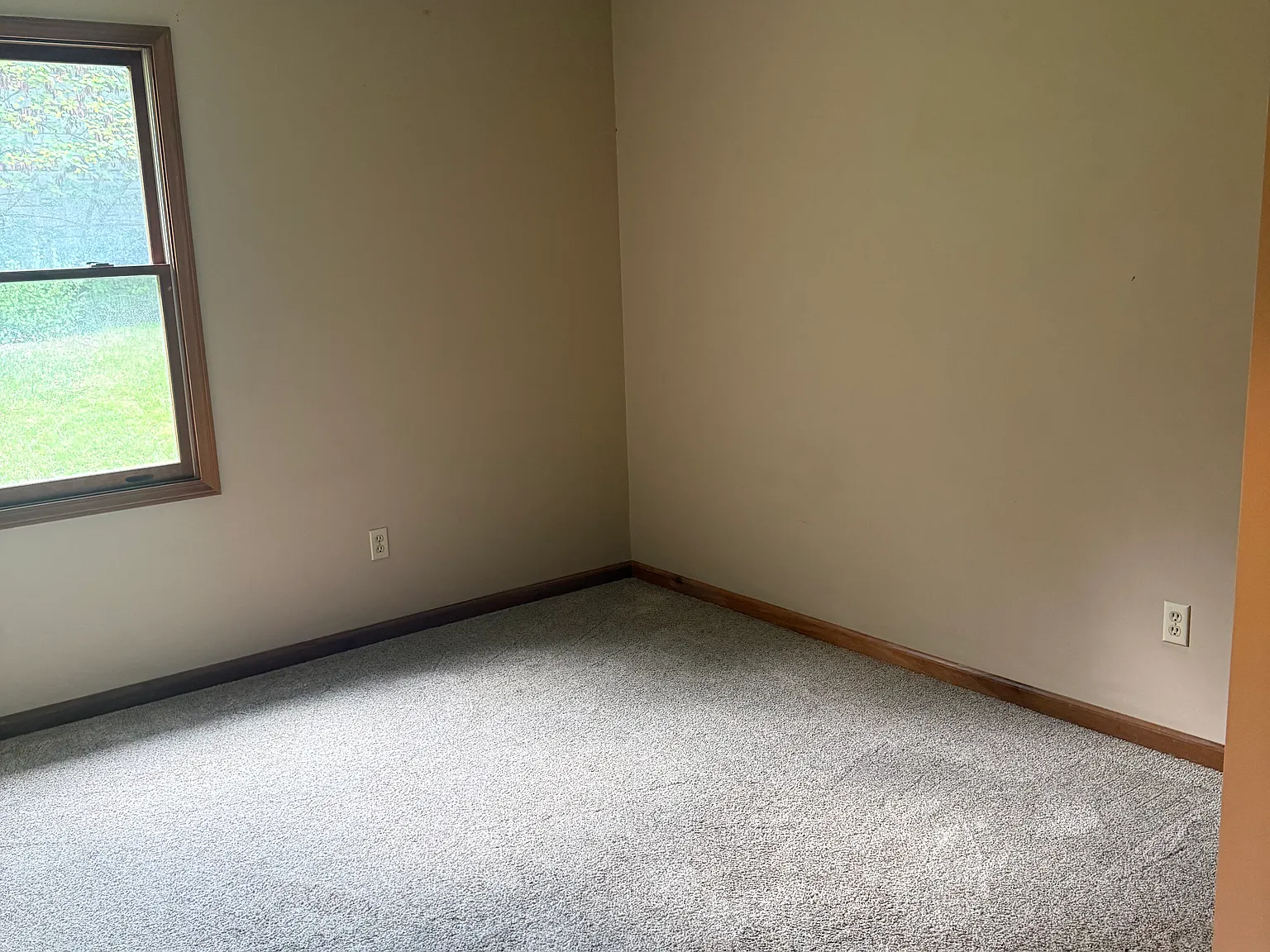 3 bed, 1224 sqft, $1,250 — Photo 4