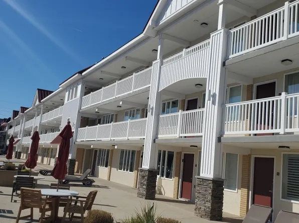 7888 Dune Dr #326, Avalon, NJ 08202