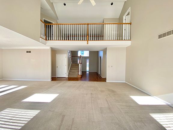 5th image of 2334 Queensberry Ln