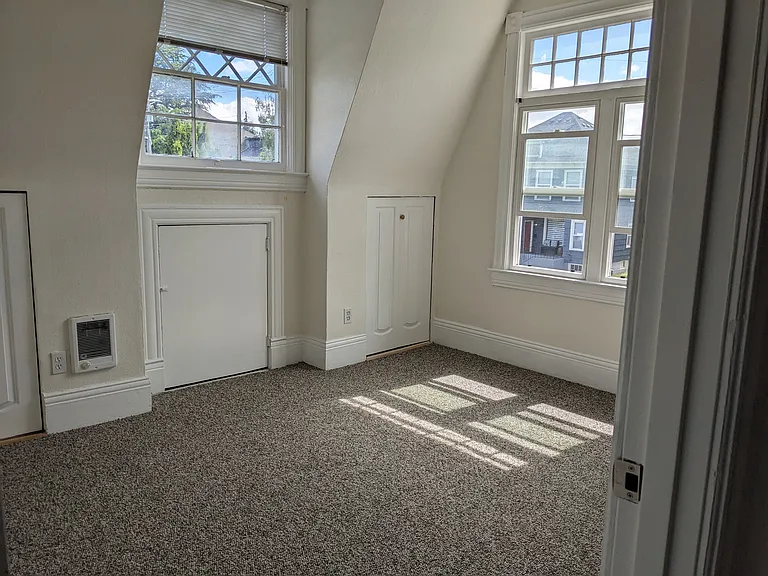 1119 N 4th St #C — Photo 2
