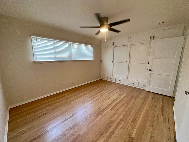 1033 Pearl St #1 — Photo 15