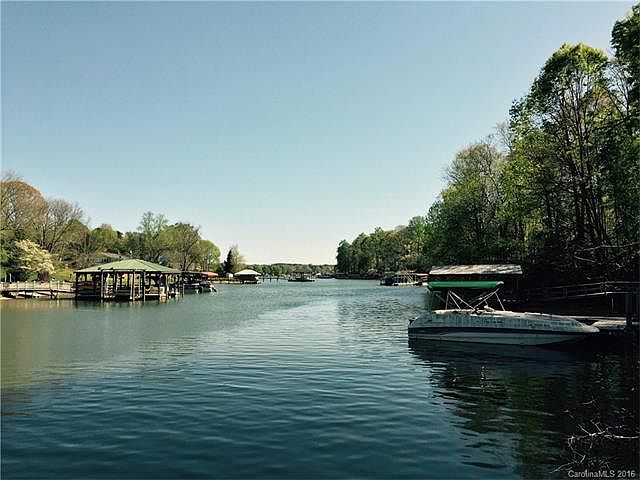 1st image of 176 Hazelton Loop #13