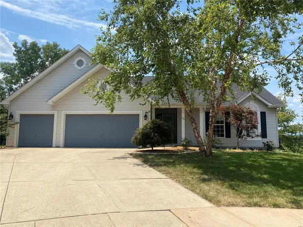 1112 Coronita Way, Fenton, MO 63026