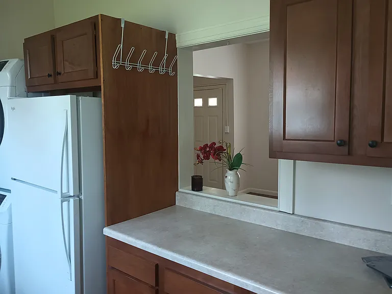 2345 Mount Carmel Ave #2 — Photo 3