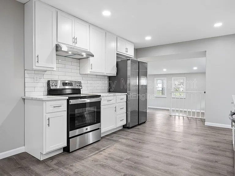 537 Lynn Haven Ln — Photo 4