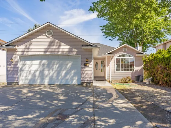 324 Klassen Rd, Kelowna, BC V1X 7P2