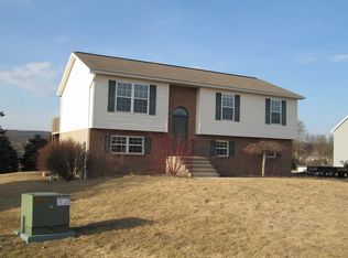 229 Meadow Ln, Bellefonte, PA 16823