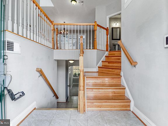 3rd image of 4275 McClain Hill Ct