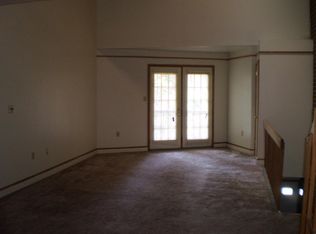 120 E Louther St APT E, Carlisle, PA 17013