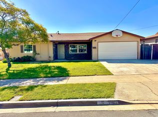 9569 Rawlins Way, Santee, CA 92071