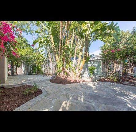 4th image of 460 Rosewood Ave #3