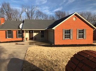 215 Bluff Dr, Lowell, AR 72745