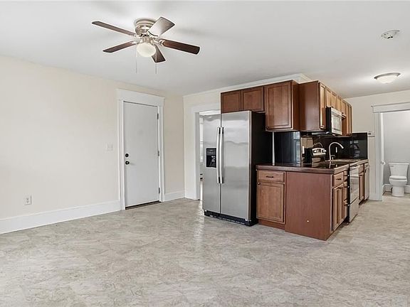 5th image of 188 Division St #3R