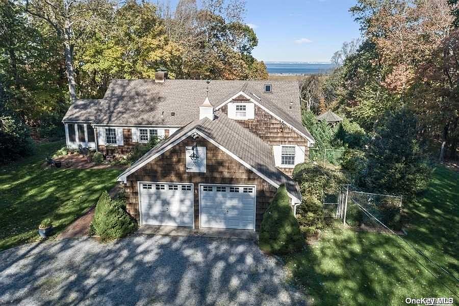 17 Crane Neck Road, Setauket, NY 11733 Zillow