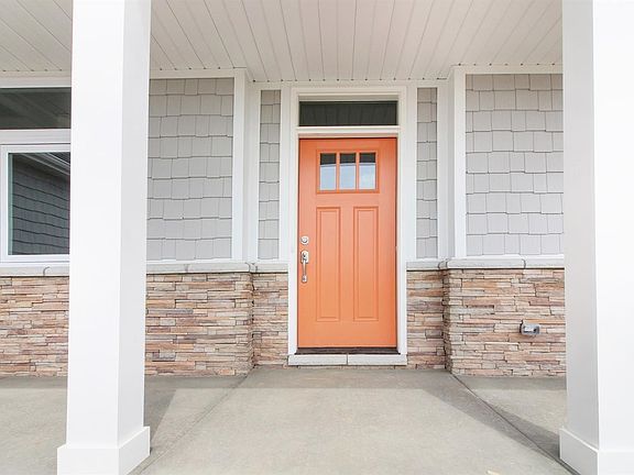 3rd image of 7323 Pinefield Dr