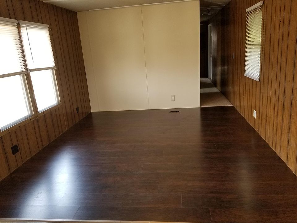 2nd image of 1212 Old Airport Rd