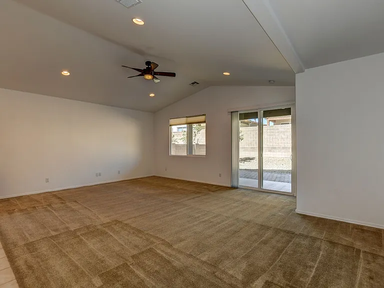 6222 Goldfinch Dr — Photo 7