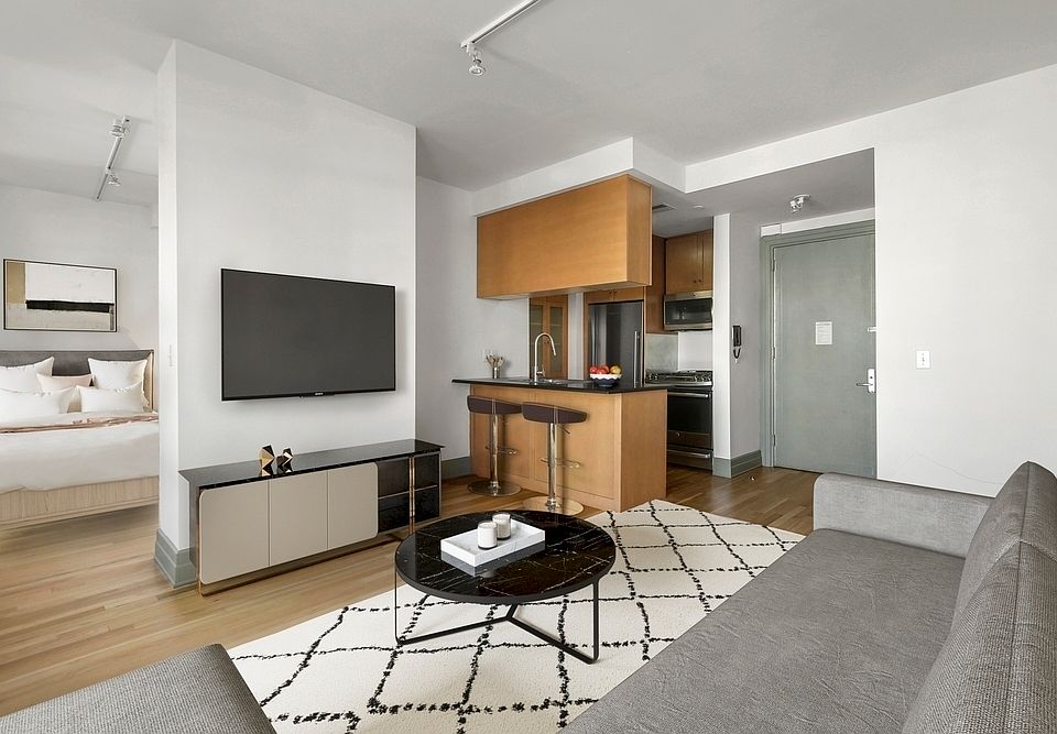1st image of 125 Court St APT 9SH