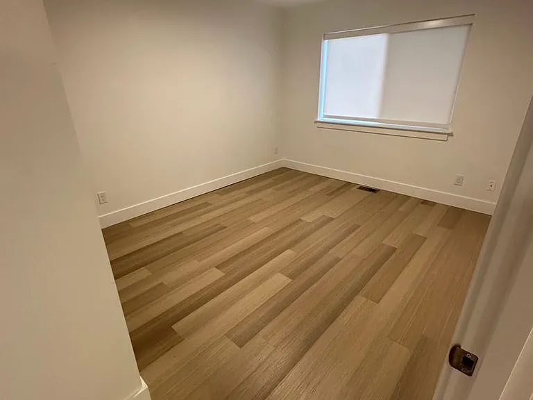 Sunray Terrace Senior Apartments — Photo 26