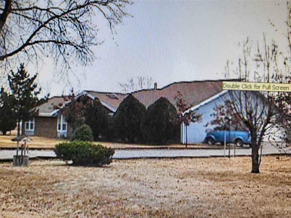 2nd image of 8 Chuck Dr