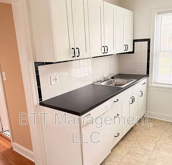 8401 Greenwood Ave #3 — Photo 83