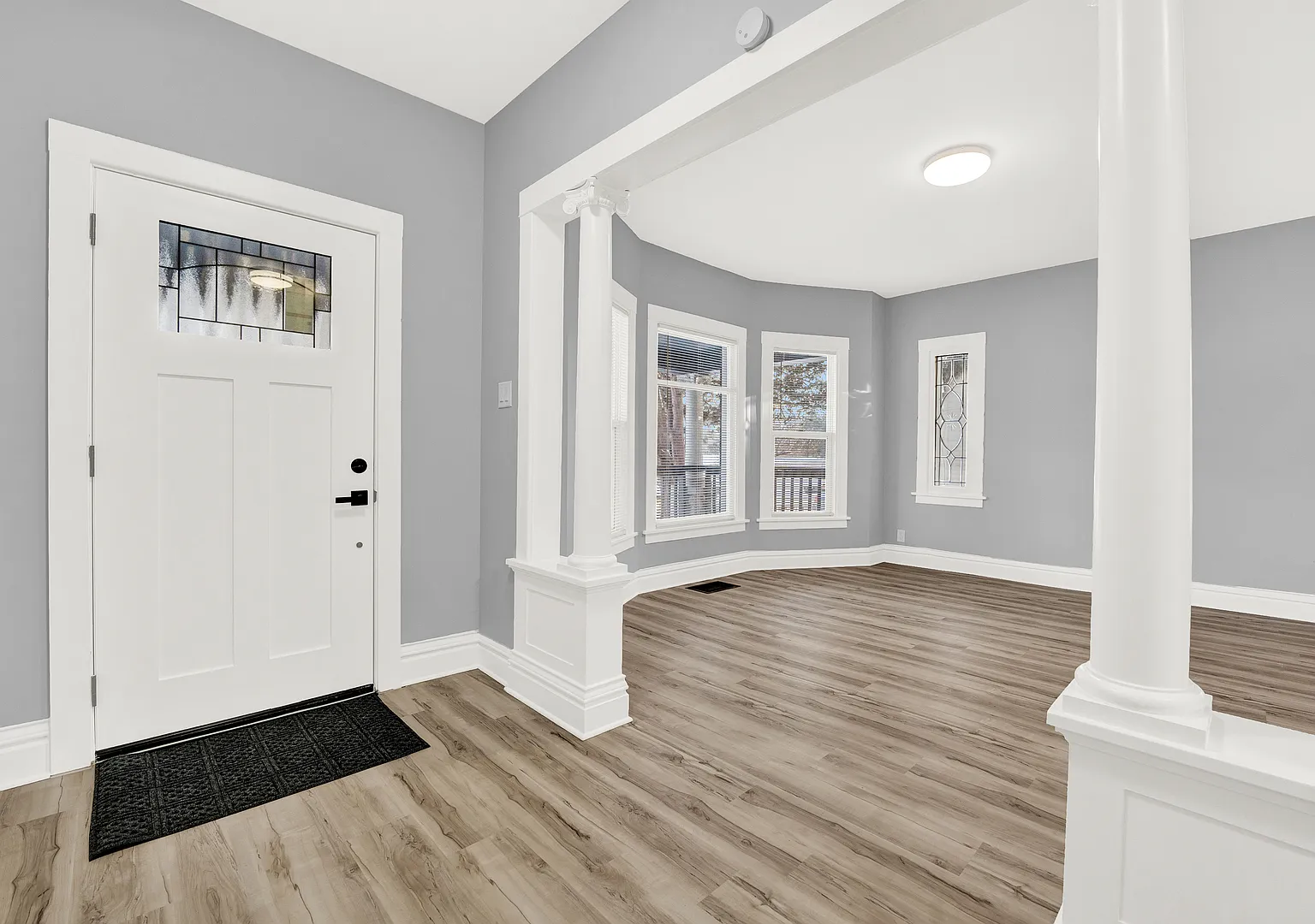 3 bed, 1200 sqft, $1,700 — Photo 4
