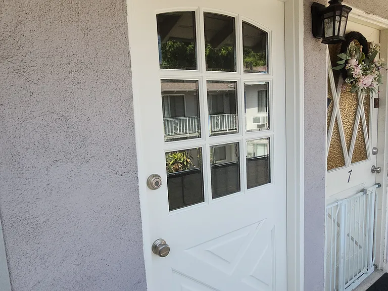 220 N Electric Ave #8 — Photo 3