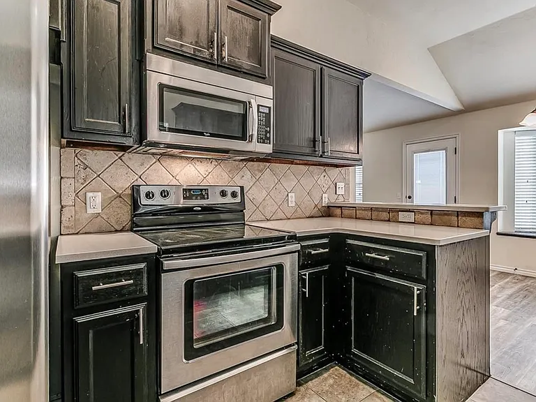 309 Dollina Dr — Photo 11
